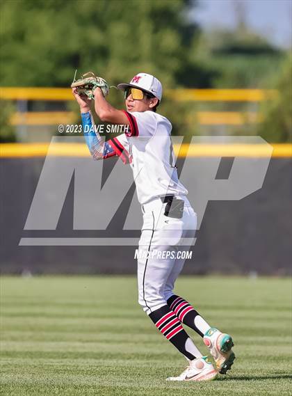 Thumbnail 1 in Xavier @ Linn-Mar photogallery.