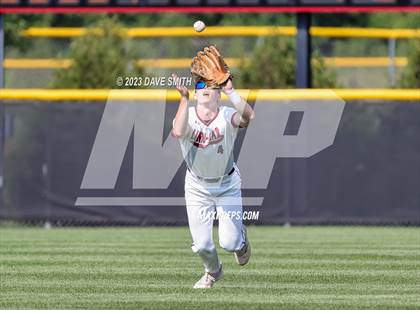 Thumbnail 3 in Xavier @ Linn-Mar photogallery.