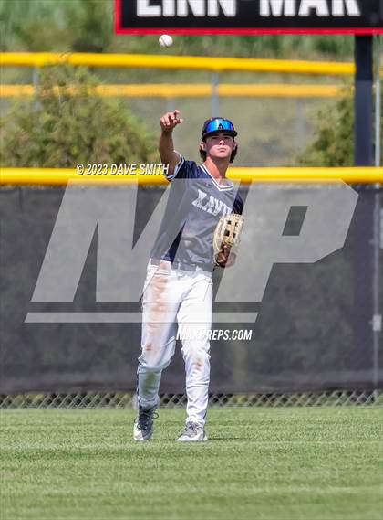 Thumbnail 2 in Xavier @ Linn-Mar photogallery.