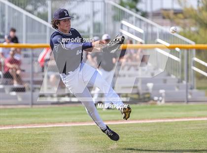 Thumbnail 2 in Xavier @ Linn-Mar photogallery.