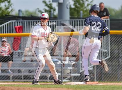 Thumbnail 1 in Xavier @ Linn-Mar photogallery.
