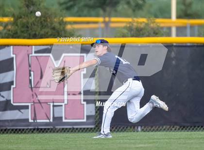 Thumbnail 2 in Xavier @ Linn-Mar photogallery.