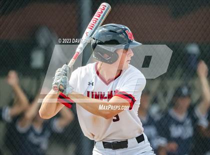 Thumbnail 2 in Xavier @ Linn-Mar photogallery.