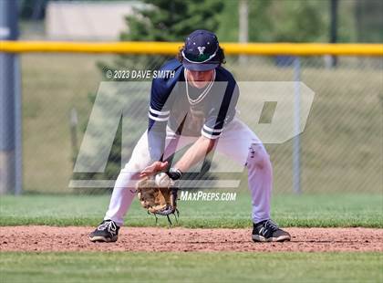 Thumbnail 2 in Xavier @ Linn-Mar photogallery.