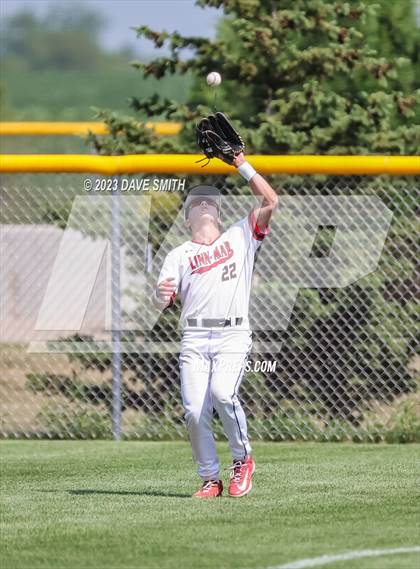Thumbnail 2 in Xavier @ Linn-Mar photogallery.