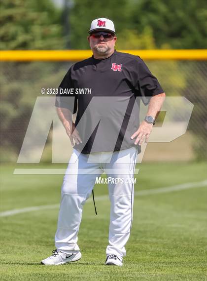 Thumbnail 2 in Xavier @ Linn-Mar photogallery.