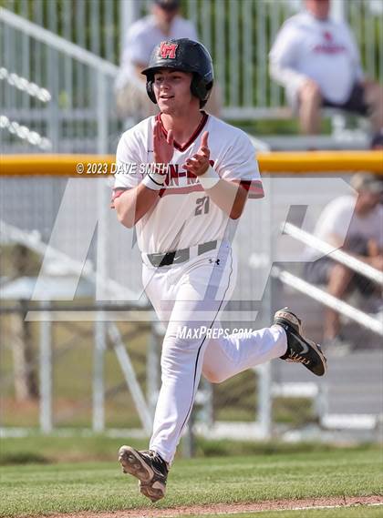 Thumbnail 2 in Xavier @ Linn-Mar photogallery.