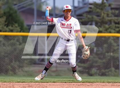 Thumbnail 2 in Xavier @ Linn-Mar photogallery.