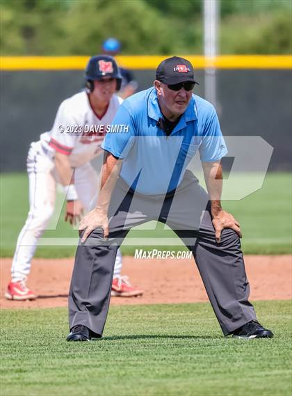 Thumbnail 2 in Xavier @ Linn-Mar photogallery.