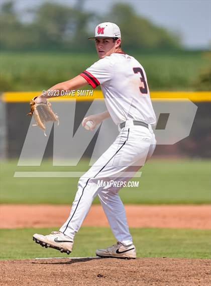 Thumbnail 1 in Xavier @ Linn-Mar photogallery.