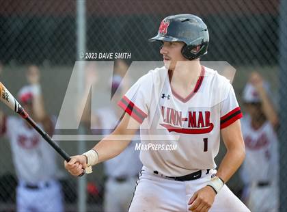 Thumbnail 1 in Xavier @ Linn-Mar photogallery.