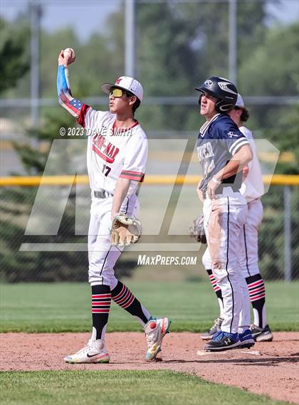 Thumbnail 2 in Xavier @ Linn-Mar photogallery.