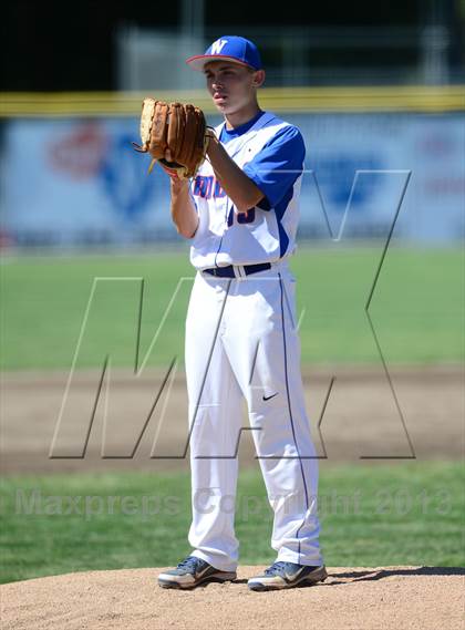 Thumbnail 2 in Notre Dame vs. Waterford (Class L Semifinal) photogallery.