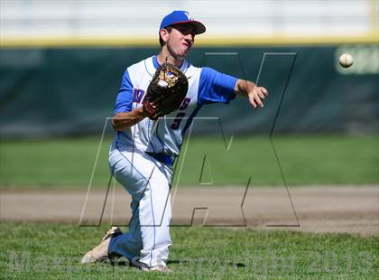 Thumbnail 3 in Notre Dame vs. Waterford (Class L Semifinal) photogallery.
