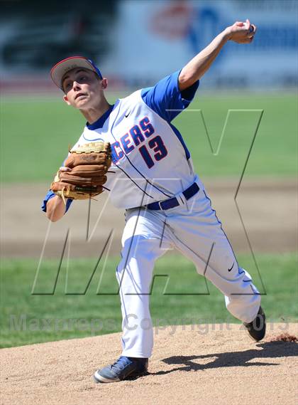 Thumbnail 3 in Notre Dame vs. Waterford (Class L Semifinal) photogallery.