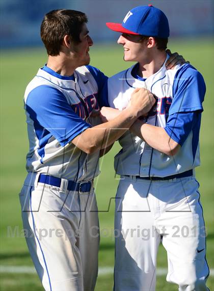 Thumbnail 2 in Notre Dame vs. Waterford (Class L Semifinal) photogallery.
