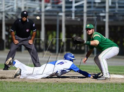 Thumbnail 3 in Notre Dame vs. Waterford (Class L Semifinal) photogallery.