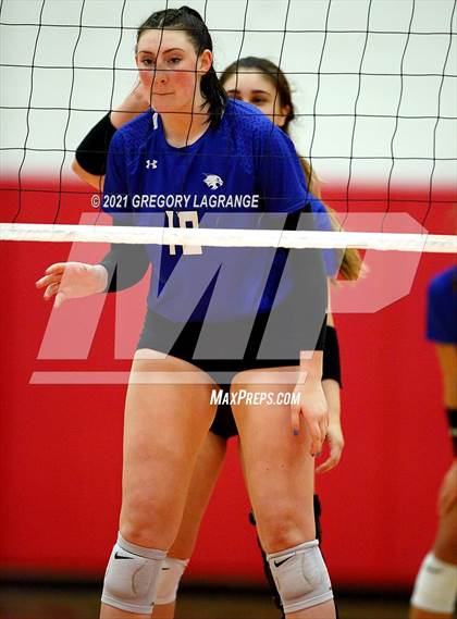 Thumbnail 3 in Byron Nelson vs Colleyville Heritage photogallery.