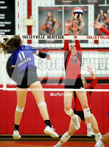 Thumbnail 3 in Byron Nelson vs Colleyville Heritage photogallery.