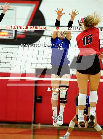Thumbnail 2 in Byron Nelson vs Colleyville Heritage photogallery.