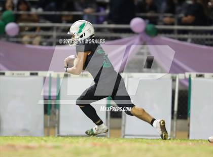 Thumbnail 1 in Lincoln vs Eagle Rock photogallery.