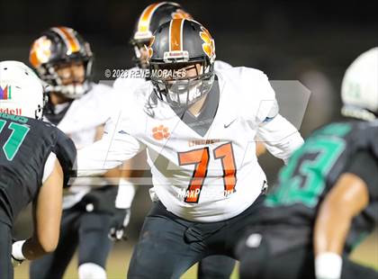Thumbnail 1 in Lincoln vs Eagle Rock photogallery.
