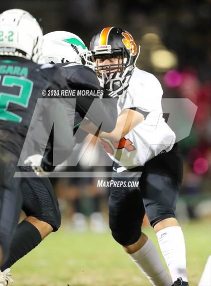 Thumbnail 2 in Lincoln vs Eagle Rock photogallery.