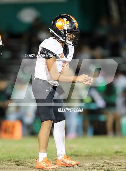 Thumbnail 3 in Lincoln vs Eagle Rock photogallery.