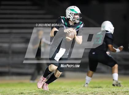 Thumbnail 2 in Lincoln vs Eagle Rock photogallery.