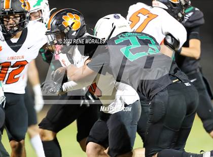 Thumbnail 2 in Lincoln vs Eagle Rock photogallery.