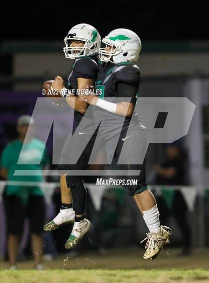 Thumbnail 3 in Lincoln vs Eagle Rock photogallery.