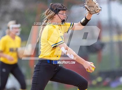 Thumbnail 2 in North Platte vs. Columbus photogallery.
