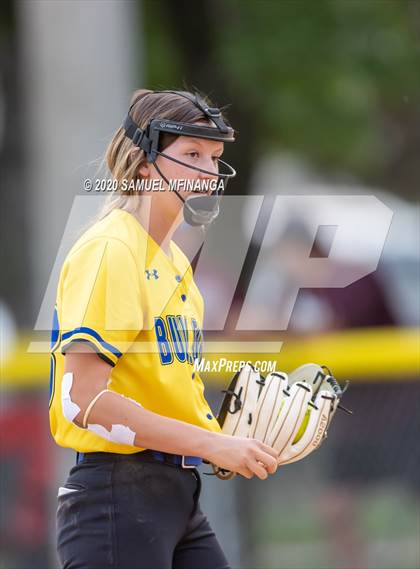 Thumbnail 2 in North Platte vs. Columbus photogallery.