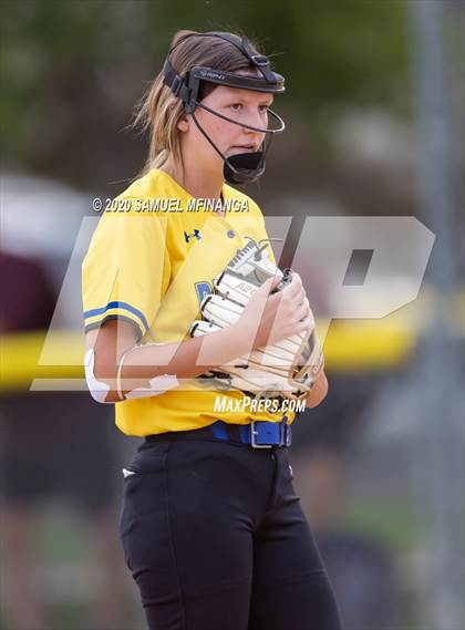 Thumbnail 3 in North Platte vs. Columbus photogallery.