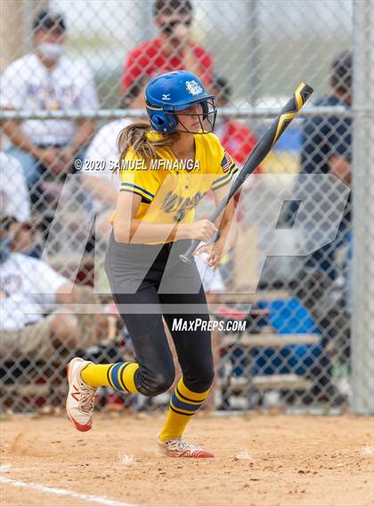 Thumbnail 3 in North Platte vs. Columbus photogallery.
