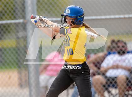 Thumbnail 1 in North Platte vs. Columbus photogallery.