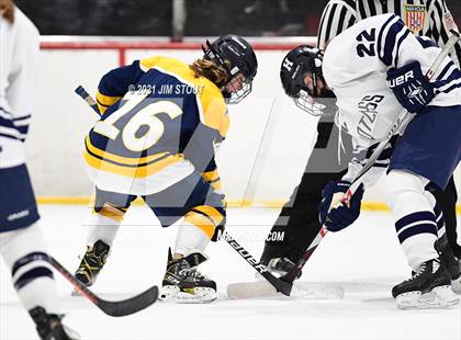 Thumbnail 3 in Hotchkiss vs. Choate (Patsy K. Odden Invitational) photogallery.