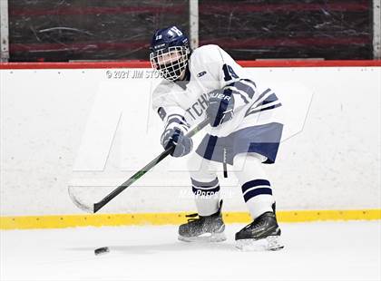 Thumbnail 2 in Hotchkiss vs. Choate (Patsy K. Odden Invitational) photogallery.