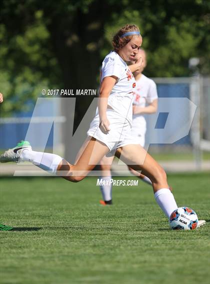 Thumbnail 2 in Romeoville vs. Naperville North photogallery.