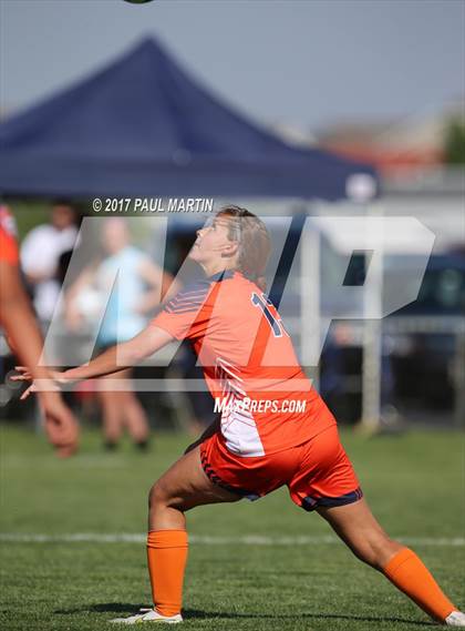 Thumbnail 1 in Romeoville vs. Naperville North photogallery.