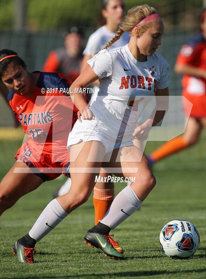 Thumbnail 3 in Romeoville vs. Naperville North photogallery.