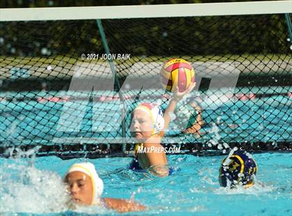 Thumbnail 2 in Leland vs Clovis (St. Francis Invitational) photogallery.