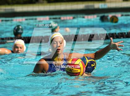 Thumbnail 2 in Leland vs Clovis (St. Francis Invitational) photogallery.