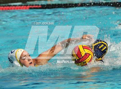 Thumbnail 3 in Leland vs Clovis (St. Francis Invitational) photogallery.
