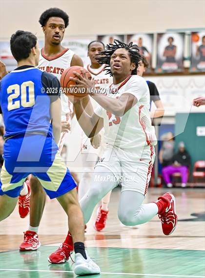 Thumbnail 2 in Elkhart @ Lawrence North photogallery.
