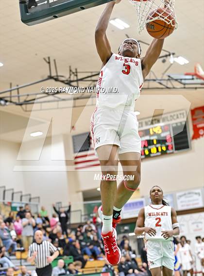 Thumbnail 1 in Elkhart @ Lawrence North photogallery.