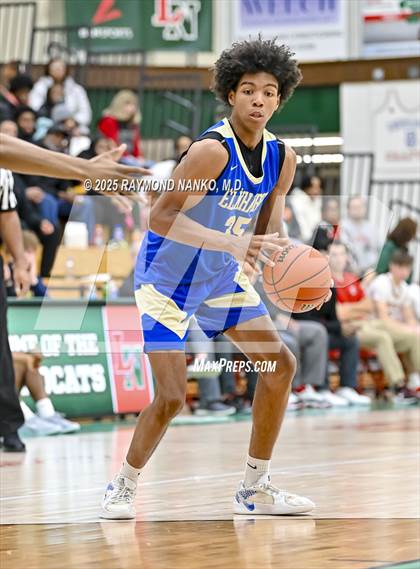 Thumbnail 1 in Elkhart @ Lawrence North photogallery.