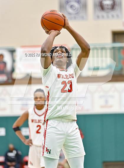 Thumbnail 1 in Elkhart @ Lawrence North photogallery.