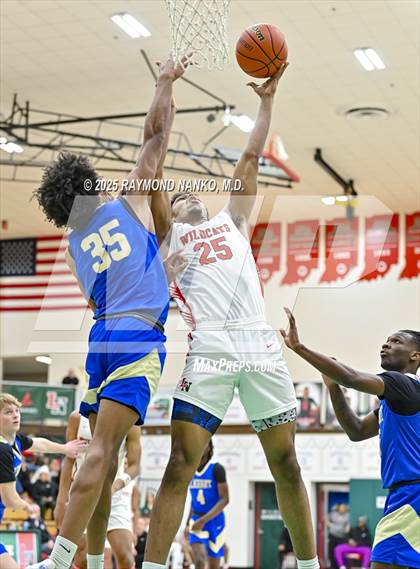 Thumbnail 2 in Elkhart @ Lawrence North photogallery.