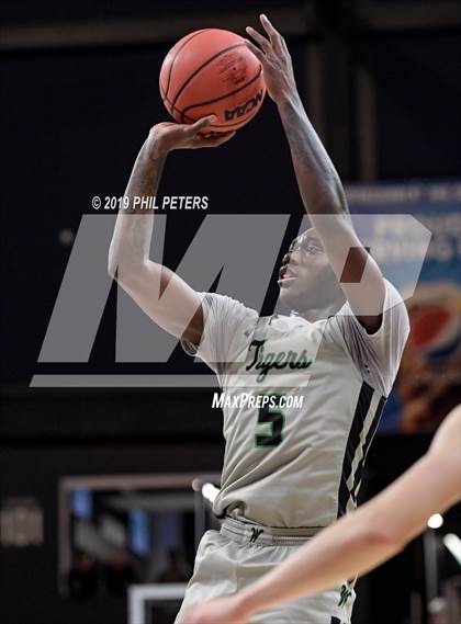 Thumbnail 2 in Sidwell Friends vs Wilson (DCSAA Class AA Final) photogallery.
